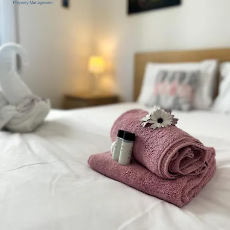 Laura's Cozy * Larnaca